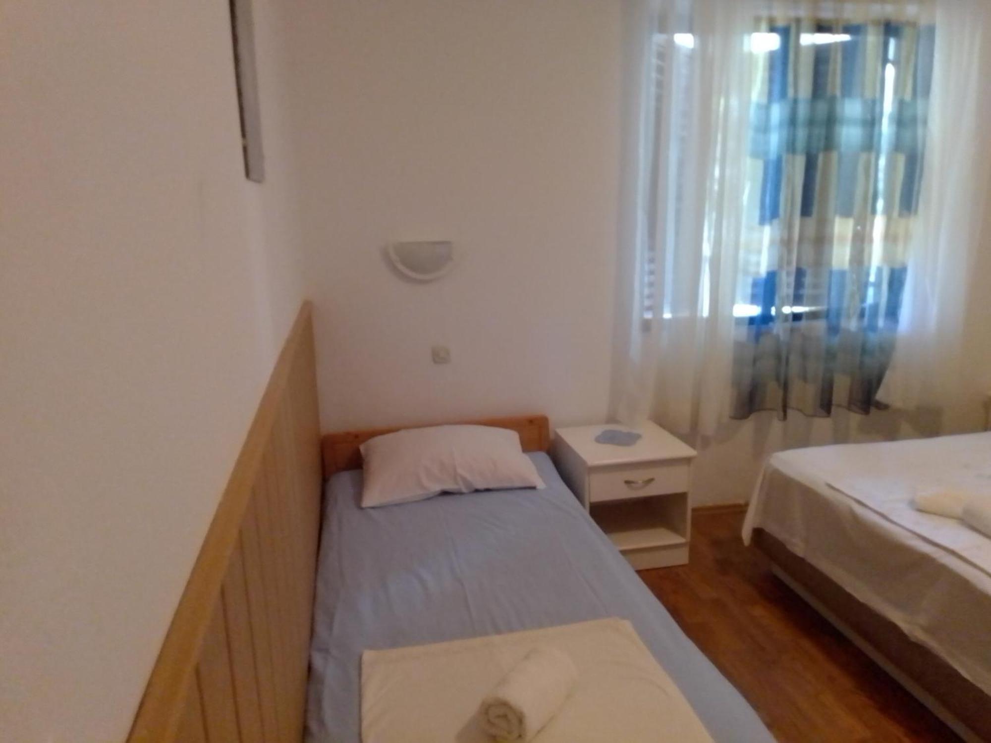 Apartma By The Sea Ivan Dolac, Hvar - 18269